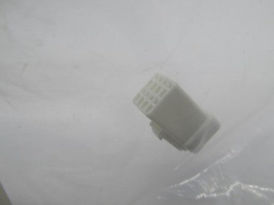 Lot of 6 NAMZ NOS 2120-0360 NJST-08R JST Mini Connector - 8-Wire - Fem