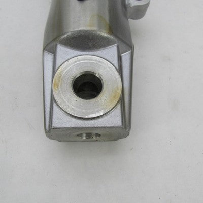 Pair of Harley OEM Showa G593 41mm Lower Fork Sliders R46006-00 L46004