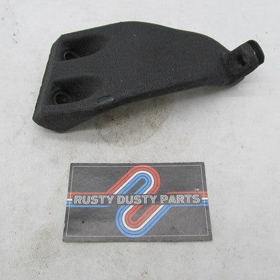 Harley Davidson OEM Mid Control Footpeg Bracket Mount 07-17 DYNA 50667