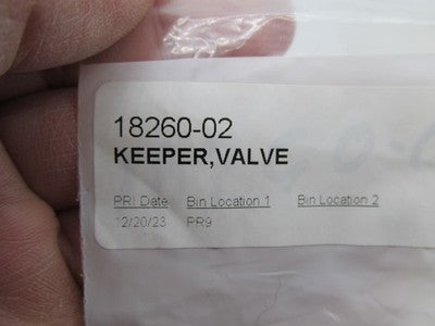Lot of 14 Harley Davidson Genuine NOS Valve Collar Keeper 18260-02