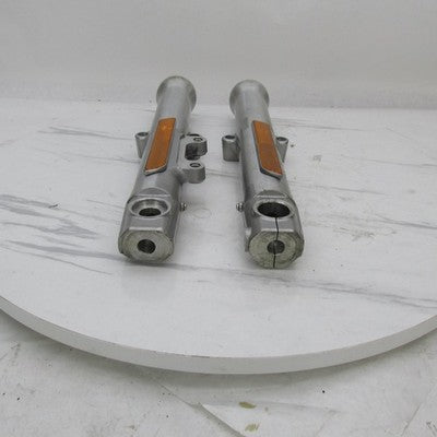 Harley Davidson Showa OEM Pair of Front Fork Slider 45947-04 (R) 45948