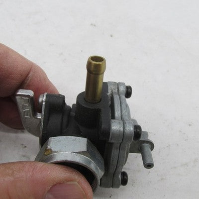 Harley Davidson OEM Vacuum Operated Fuel Valve Petcock 06-13 FLHX 6216
