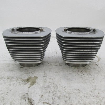 Pair of Harley OEM Stock 99-06 Twin Cam 88 Cylinder Jugs Silver 16593-