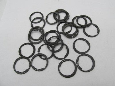 Lot of 26 Harley Davidson Genuine NOS Retaining Rings 11093