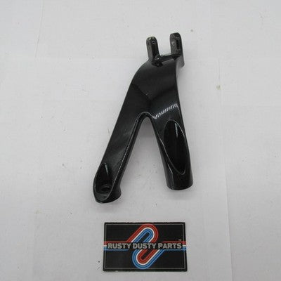 Harley-Davidson OEM Fat Bob Front Right Rider Footpeg Mount Bracket 50