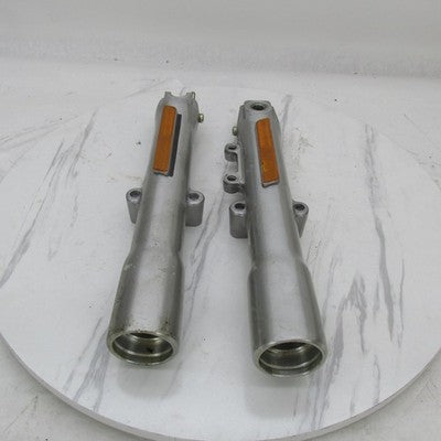 Harley Davidson Showa OEM Pair of Front Fork Slider 45915-00 (R) 45916
