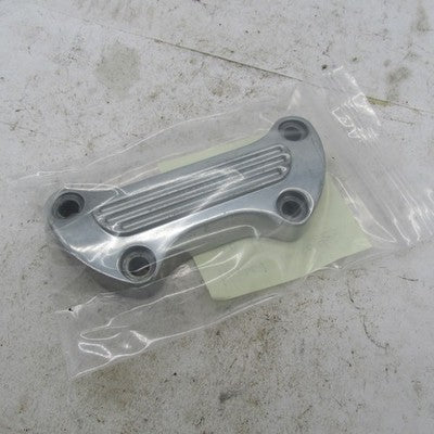 Harley Davidson Genuine Handlebar Top Clamp Mount Big Twin 56119-77A 3