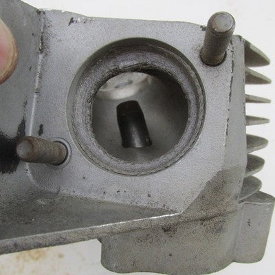 Harley-Davidson OEM 84-91 Big Twin EVO Rear Cylinder Head 16720-84B