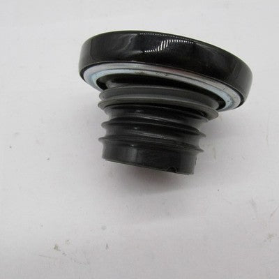 Harley-Davidson OEM Gloss Black Right-Hand Thread Fuel Cap *DMG* 61100