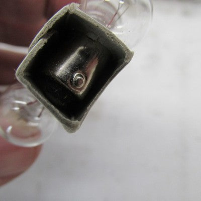 Lot of 20 Harley-Davidson NOS 12V Signal Indicator Lamp Bulbs 68462-64
