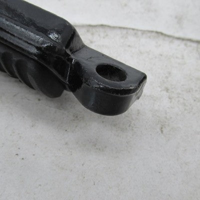 Harley Davidson OEM Pair of Passenger Footpeg Black 33134-07 33135-07