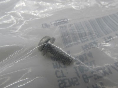 LOT of 13 Harley-Davidson OEM NOS 8-32 x 1/2" Torx Pan Head Sems Screw