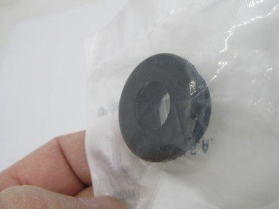 Harley-Davidson Genuine OEM NOS FL Grommet 11543