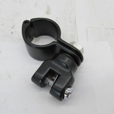 Pair of Genuine Kuryakyn Black Highway Peg Mounts w/ 1.25" Magnum Clam