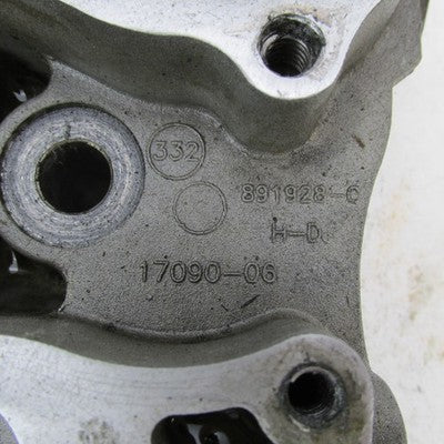 Set of Harley OEM Twin Cam 96 Engine Cylinder Heads 17096-06 17090-06