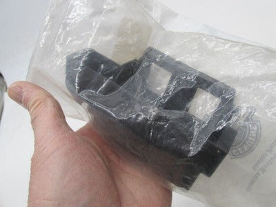 Harley-Davidson Genuine NOS Fuse Block Cover 72537-05