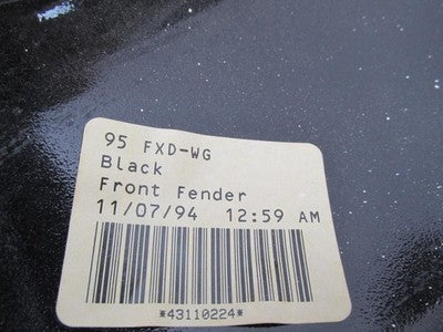 Harley Genuine NOS 1995 FXDWG Black Red Pin Stripe Front Fender 59922-