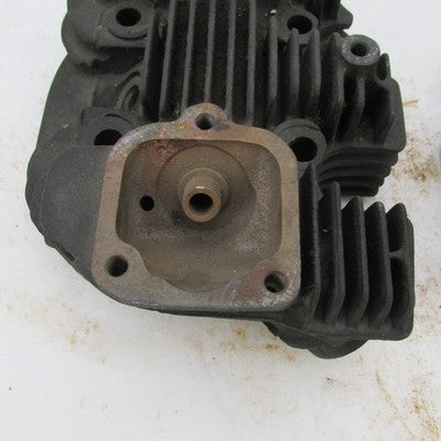 Harley Davidson OEM Ironhead 900cc Sportster Cylinder Heads 16682-71a