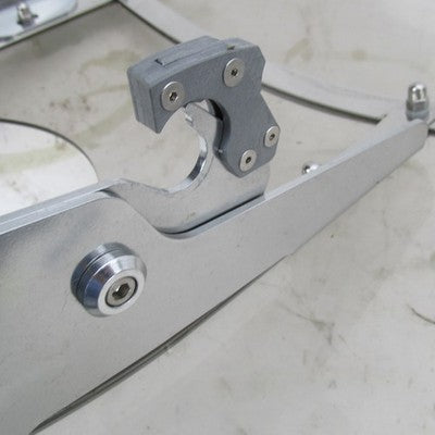 Memphis Shades Fats Windshield Quick Release 22x20 Harley Softail 05-1