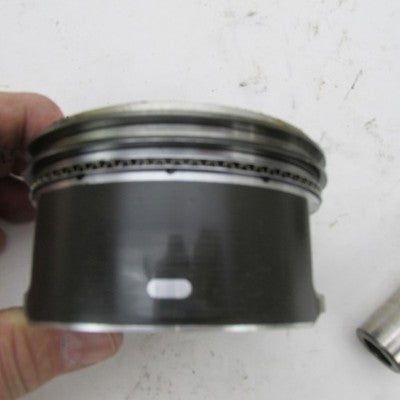 Pair of Harley-Davidson OEM Stock 99-06 Twin Cam 88 Pistons 22095-99