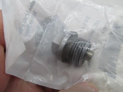 Harley Davidson Genuine NOS Magnetic Oil Drain Plug 26542-01K
