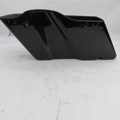 Harley-Davidson OEM 14-23 Touring Right Saddlebag Bottom Casing Black