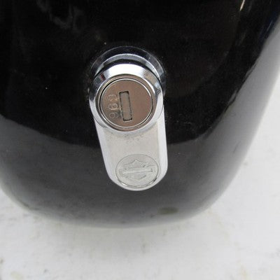 Pair of Harley OEM Softail Hard Bubble Willie G Locking Saddlebags Viv