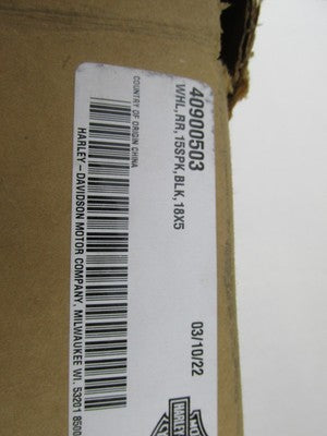 Harley-Davidson Genuine NOS Black Street Glide 15 Spoke Rear Wheel 18x