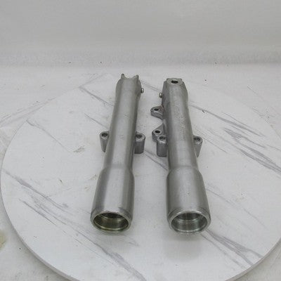 Harley Davidson Showa OEM Pair of Front Fork Slider 45918-86 (R) 45915