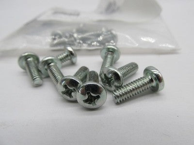 LOT of 14 Harley-Davidson OEM NOS 8-32 x 1/2" Pozidriv Pan Head screws