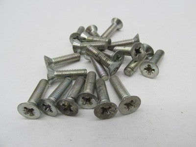 Lot of 20 Harley Genuine NOS 10-32 x 3/4" Pozidriv Flat Countersunk Sc