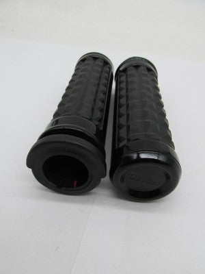 Harley Genuine OEM NOS Dominion Hand Grips, Gloss Black 56100231