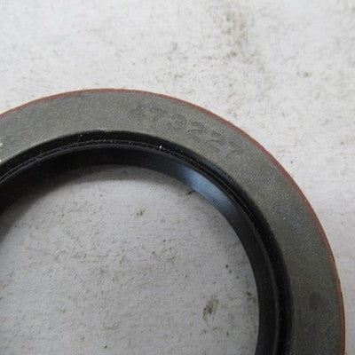 Federal Mogul OEM NOS Oil Seal Grease Replacement 1.5V2.125X.312 47322