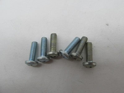 Lot of 6 Harley-Davidson Genuine NOS Panhead ND Screws 2616Y