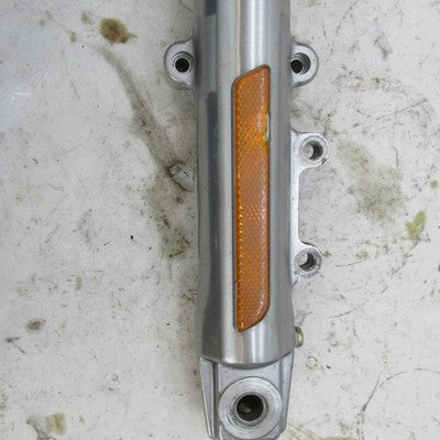 Harley Davidson Showa OEM Pair of Front Fork Slider 45915-00 (R) 45916
