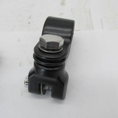 Pair of Genuine Kuryakyn Black Highway Peg Mounts w/ 1.25" Magnum Clam