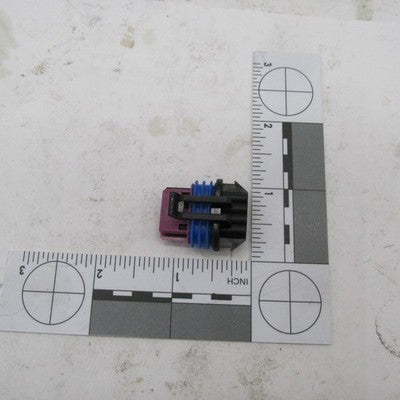 Harley-Davidson OEM NOS 4-Way Female Connector Housing 72066-06