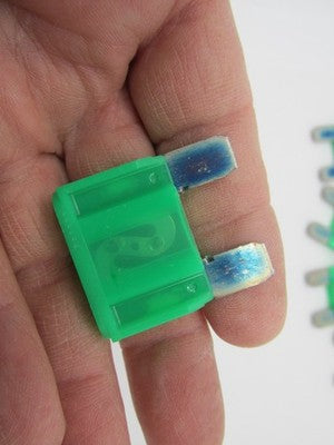 Lot of 10 Harley Davidson NOS 30 amp Maxi Fuse Green 72318-04
