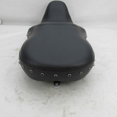 Harley Davidson Genuine NOS NIB Studded Low Reach Seat Touring 5200003