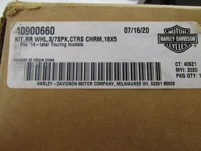 Harley Genuine NOS 2014+ Touring 18" 18x5 Fugitive Rear Contrast Wheel