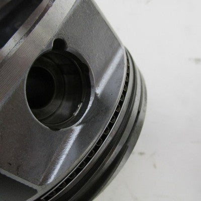 Pair of Harley OEM Stock 99-06 Twin Cam 88 Pistons STD Bore 22095-99A