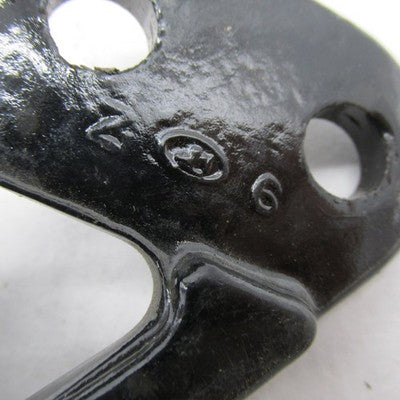 Harley Davidson OEM Left Side Passenger Footpeg Support Bracket FXD 52