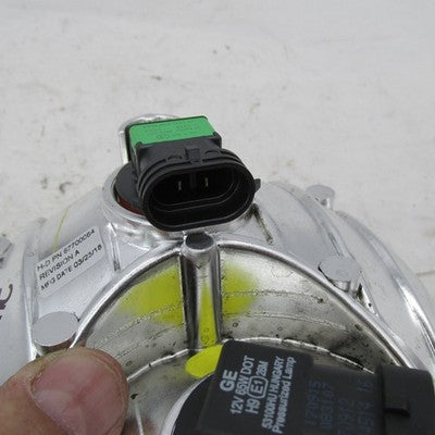 Harley Davidson OEM Touring 7" Dual Headlight Headlamp 67700064