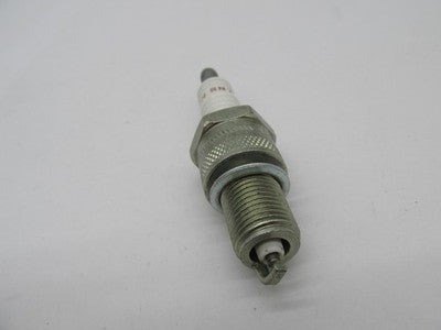 SET of 2 Harley Davidson Genuine NOS 6R7 Spark Plugs 32361-04