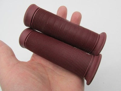 Biltwell NOS Harley Davidson Pair Kung Fu Grips 1" Oxblood 6701-0301