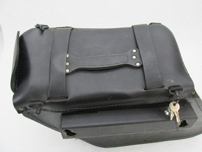 The Leatherworks Black Right Side Harley Davidson Saddlebag wihtout Ke