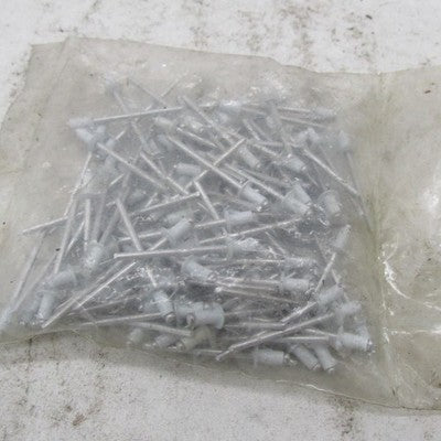 Lot of 100 Alumax NOS 1/8"  White Aluminum Rivets 84025
