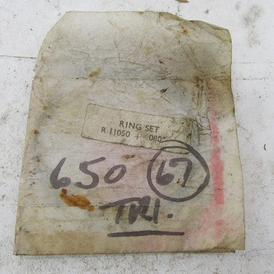 Set of 3 Hepolite OEM NOS 3 Piston Set Triumph 650cc + .080 R11050 for