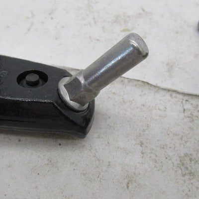 Harley Davidson OEM Pair of Passenger Footpeg Black 33134-07 33135-07