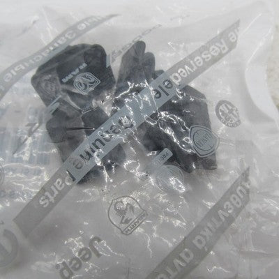 Lot of 4 Mopar Genuine OEM 14-22 Jeep Grand Cherokee Molding Clips 680